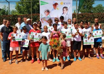El tenis vigués volvió a rendir tributo al añorado Genaro Borrás