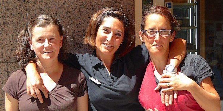 Compañeras de barrio