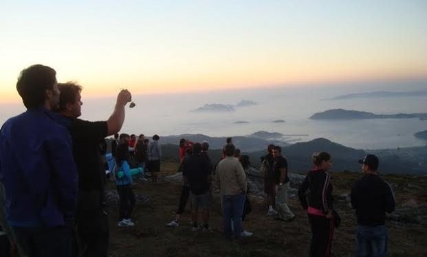 «Noite de estrelas e lobos» por la Serra da Groba