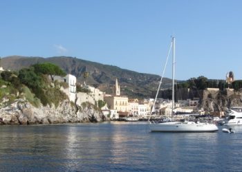 El «Alba Plena» recala en Sicilia