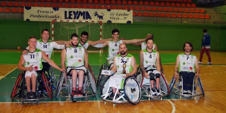 El Amfiv se lleva la Copa Galicia con mucha autoridad