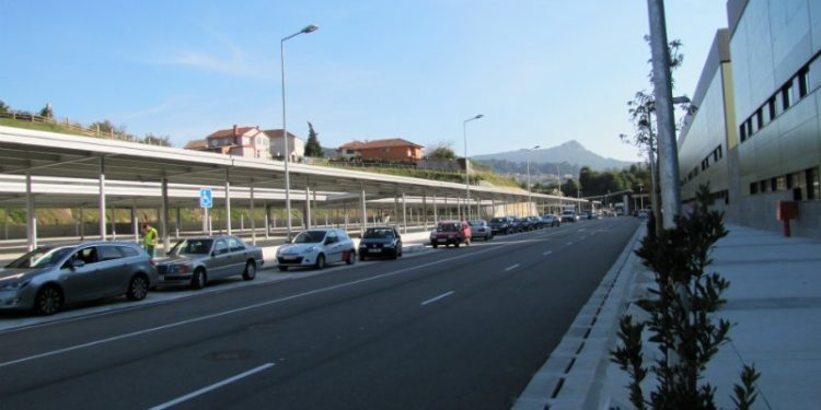 Abren las Urgencias del «Cunqueiro» con aparcamiento en superficie… de pago