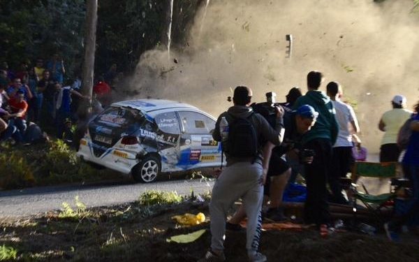 Seis muertos y nueve heridos graves en el accidente del Rally de A Coruña