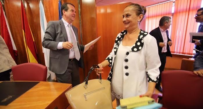 Carmela Silva llevará a la Fiscalía contratos «irregulares» de Louzán