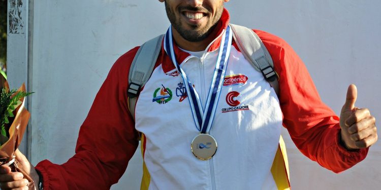 Iván Alonso, del Kayak Tudense, bronce en el Mundial de maratón