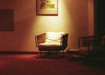 La fotógrafa viguesa Sandra Mg inaugura «Desértica»