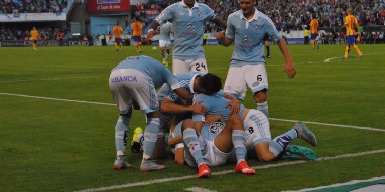 El Celta se obliga a volver a la tierra tras su paseo por el paraíso