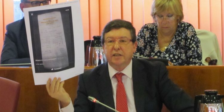 El PP de Vigo defiende el aparcamiento del hospital: «Las denuncias son patrañas»