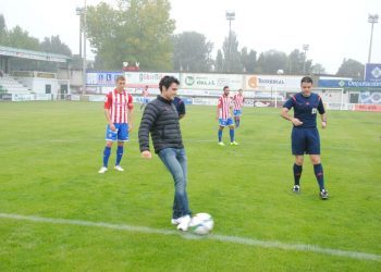 El Coruxo golea y se sitúa líder y el Celta B cae en Guijuelo