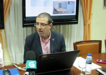 El Sergas atribuye las denuncias de profesionales del hospital a “percepciones” propias y “resistencia al cambio”