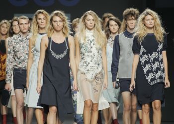 Elena Rial repite con éxito en la pasarela Ego