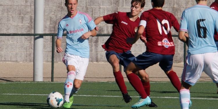 El Celta garantiza que Yelko Pino jugará en el Swindon Town a partir de enero