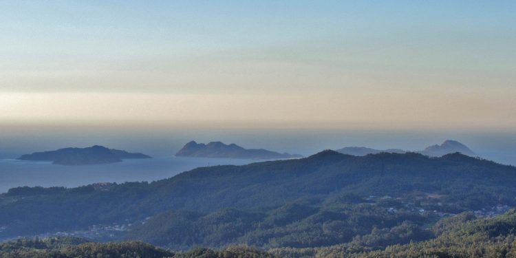 La comarca de Vigo desde el cielo del Galiñeiro