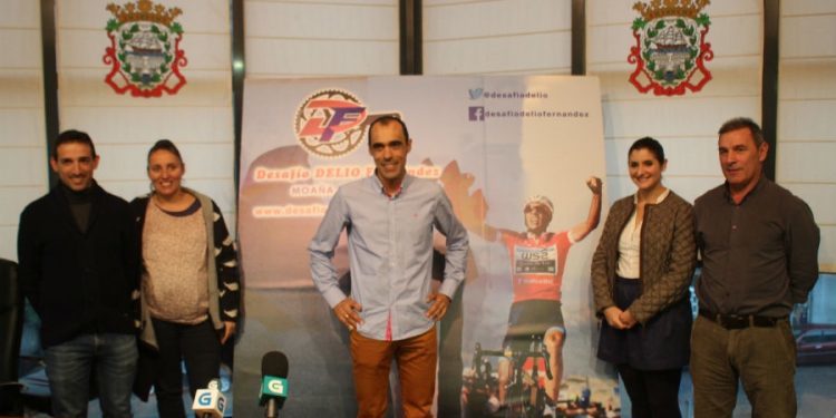 Unha excursión pola oficina de Delio Fernández