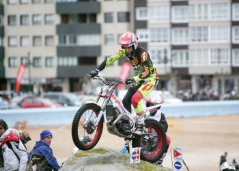 Bou gana en Baiona y el vigués Casales se queda a un paso del podio