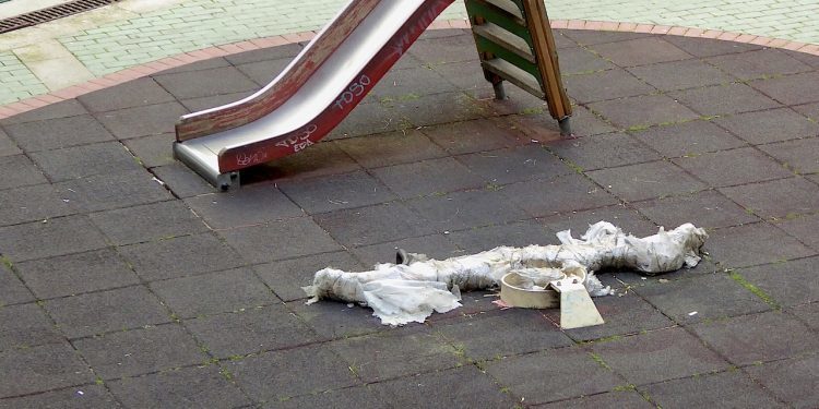 Lo que queda de un columpio