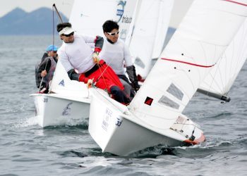 Los hermanos Leirós, líderes de la Copa de España de Vaurien en Vigo