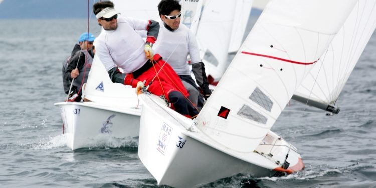 Los hermanos Leirós, líderes de la Copa de España de Vaurien en Vigo