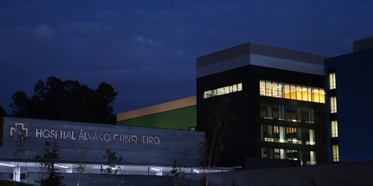 Por un hospital público en Vigo