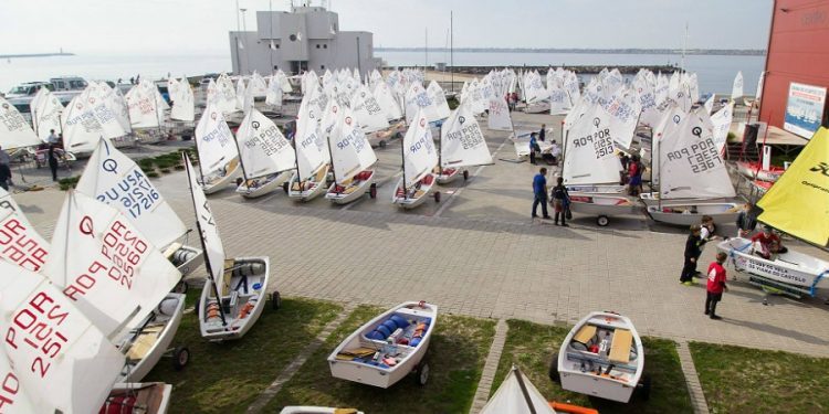 Gran papel de los Optimist gallegos en el II Trofeu Cidade de Viana