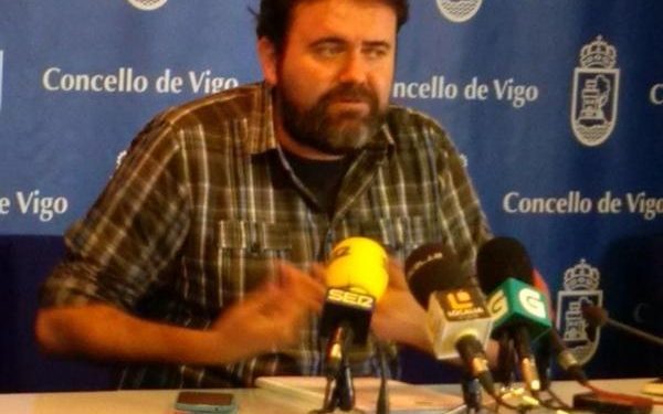 Marea de Vigo acude al juzgado por la Operación Patos