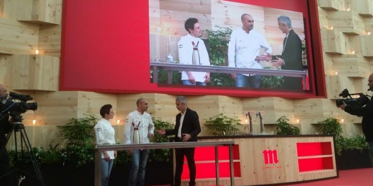 Exhibición de los chefs Rafa Centeno e Inés Abril en el Mercado de Sabores