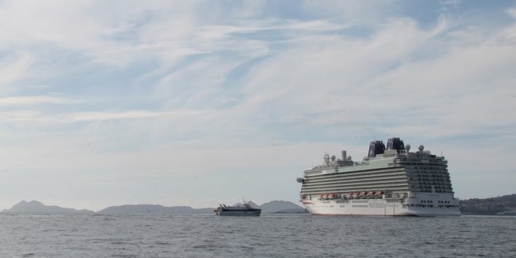 Cinco mil personas visitaron Vigo a bordo del «Britannia»