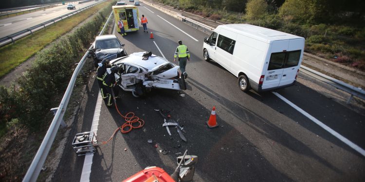 Fallece un hombre en Ponteareas al colisionar dos coches