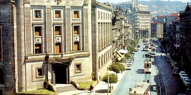 tranvias. Calle de Policarpo Sanz 1968