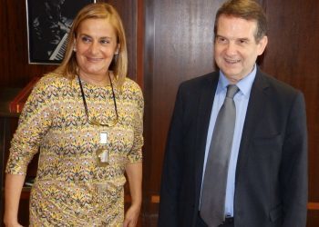 Concello y Diputación firman un acuerdo «histórico», «infinito» y de «justicia» para Vigo