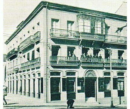 1 Casa Teatro en la plaza de la Princesa reconvertido en edificio de viviiendas