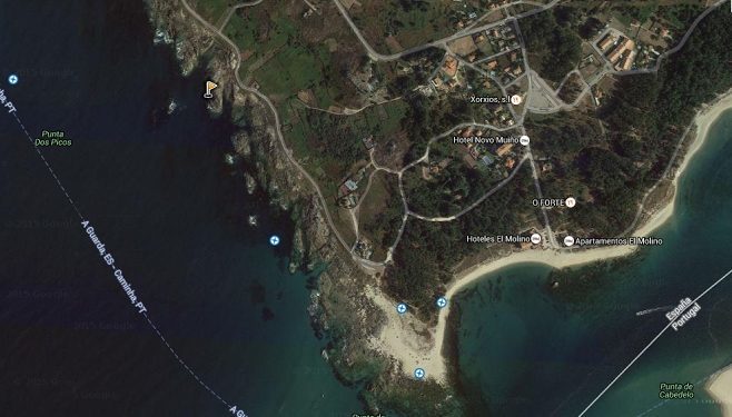 Rescatado un hombre tras precipitarse al agua en A Guarda