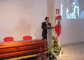 Velatorio por Carlos Oroza en la Casa da Cultura