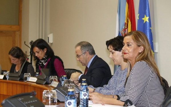 Carmela Silva reclama á Xunta a reversión da concesión do Cunqueiro