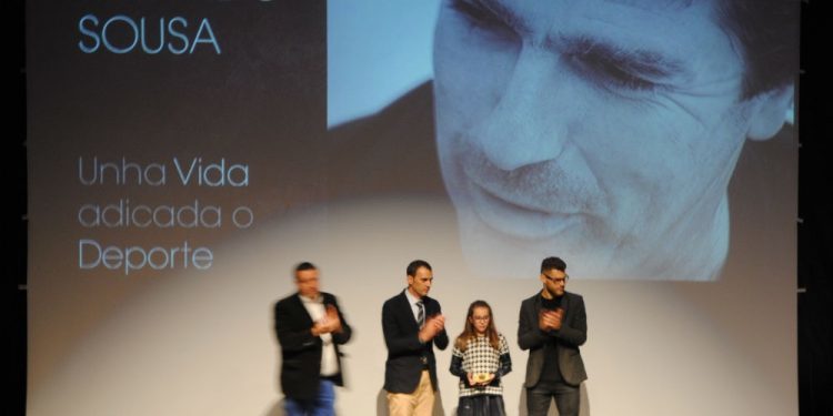 Premios para el Kayak Tudense y homenaje a Eduardo Sousa en la gala del deporte de Tui