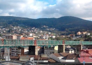 Tres persoas afectadas por un incendio nunha caldeira en Redondela