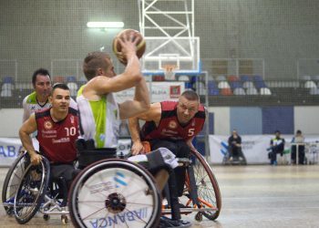 La falta de puntería condena al Amfiv