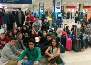 Un grupo de alumnos del Cluny, de viaje en París, regresa a Vigo