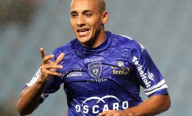 El Celta, detrás de Wahbi Khazri