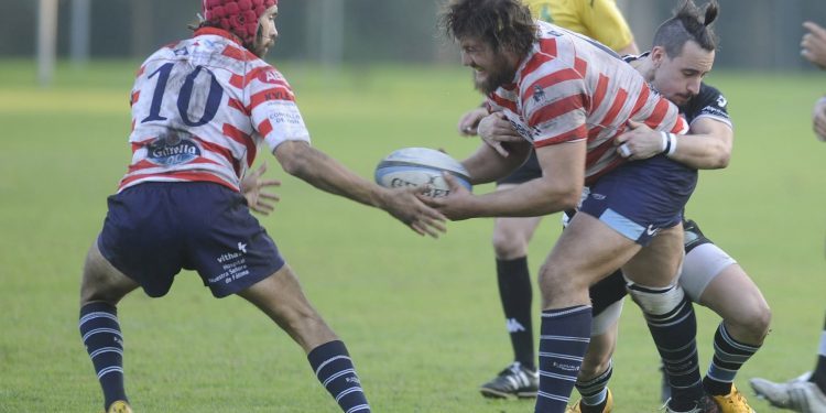 El Vigo Rugby encaja su primera derrota en un derbi tras 11 años
