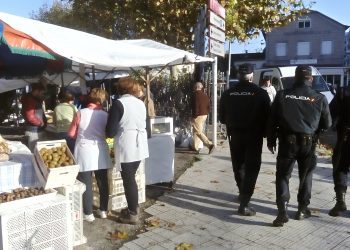 Mucha policía, tranquilidad y algo de tensión en la feria de Redondela