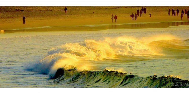 La playa al atardecer