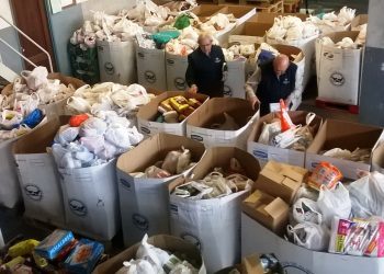 Los colegios de Vigo recogen 12.000 kilos de comida para el Banco de Alimentos