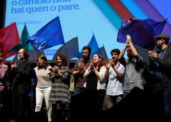 La Marea arrasa en todo Vigo, el PP gana en Bouzas y el PSOE solo en un colegio de Coia