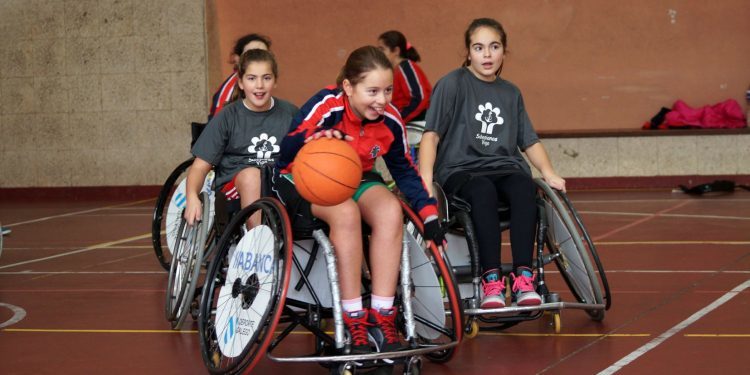 Carbajo Team, Hombres de Negro y Wheel Breakers, campeones del III Torneo 3×3 Solidario