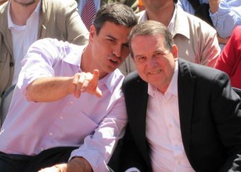 Caballero: «Lo que voten los vigueses es estupendo, yo gané las Municipales»