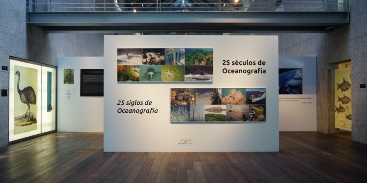 Os naufraxios e a historia dos faros, no Museo do Mar