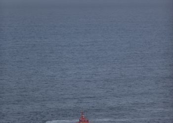 Reinician la búsqueda de los marineros desaparecidos en Agoeiro