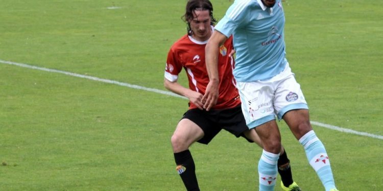 Borja Iglesias como novedad y Rubén Blanco en portería