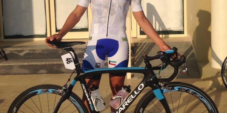 El Rías Baixas se refuerza con el esprínter Ángel de Julián